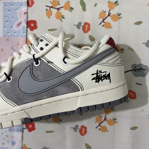 Nike Stussy White Sneakers main image 5